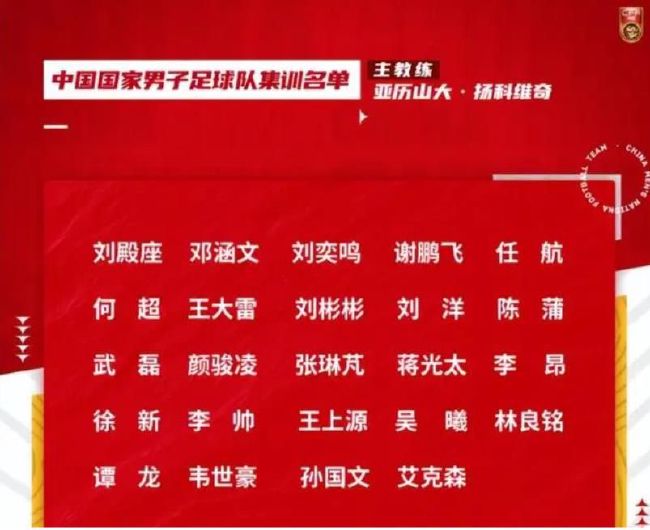 叶家的叶长缨是第一个，你是第二个，来，我敬你一杯。